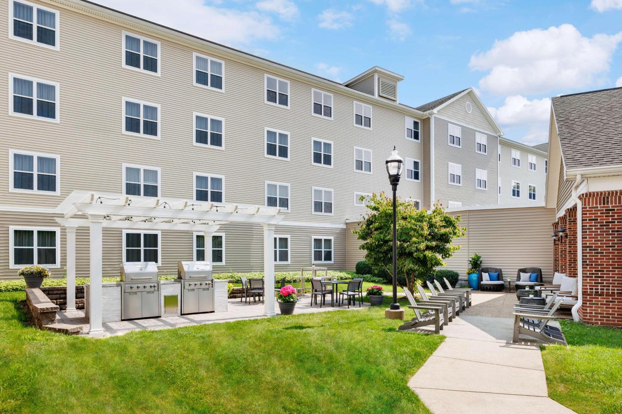 Homewood Suites By Hilton Portsmouth Exterior foto